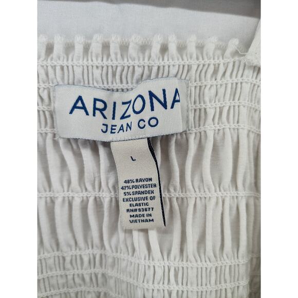 Arizona Jeans Tank Top L White Smocked Peplum Sleeveless Button Accent Ruffled - Picture 3 of 8